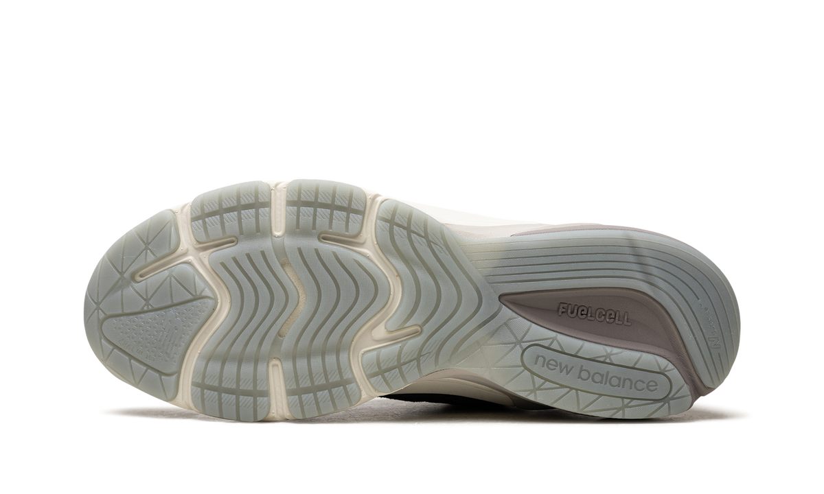 990v6 "MiUSA Ronnie Fieg Madison Square Garden Navy" U990KR6